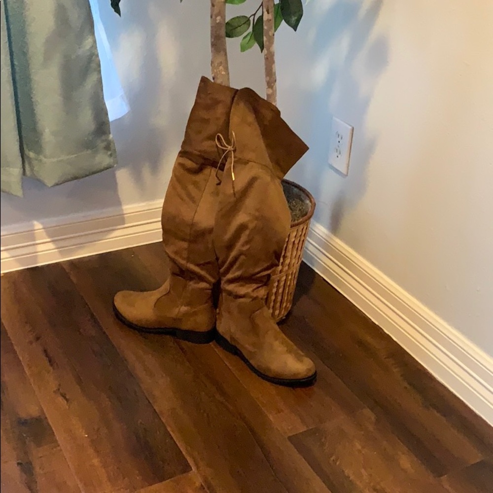 Brand New Coffee Suede Boot - Picture 3 of 6